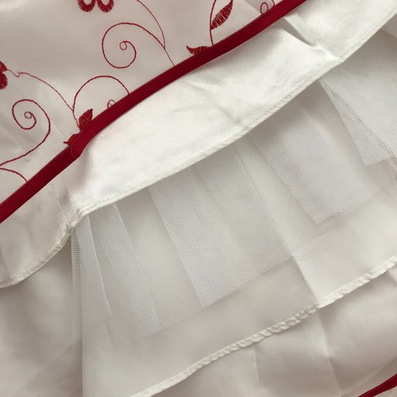 Bonnie Jean, Girls Red Flower Dress, Age 4 (4T) - Picture 8 of 9